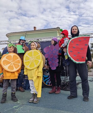 Na drugo mesto se je uvrstila Sadna kupa: pomaranča, limona, grozdje, jagoda, lubenica.